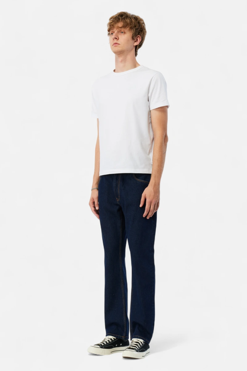 Straight Denim Indigo on model